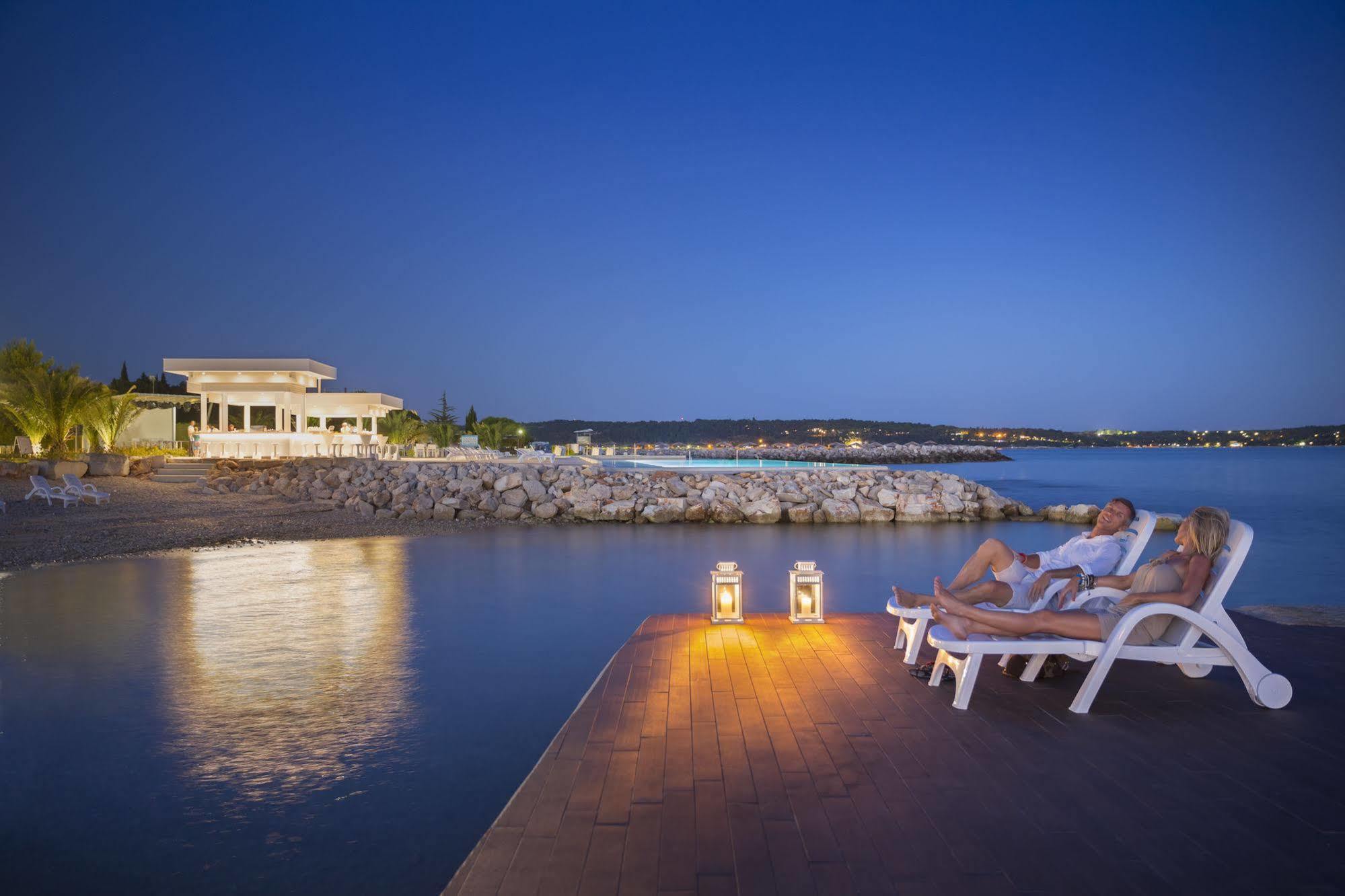 Aminess Sirena - Holiday Homes Classic Novigrad  Exterior photo